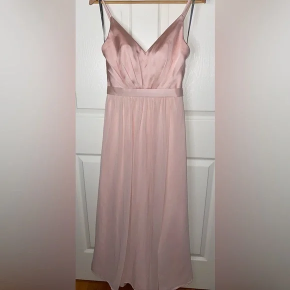 White by Vera Wang Bridesmaid Maxi Dress  Blush Pink  Flowy  Size 2  Wedding